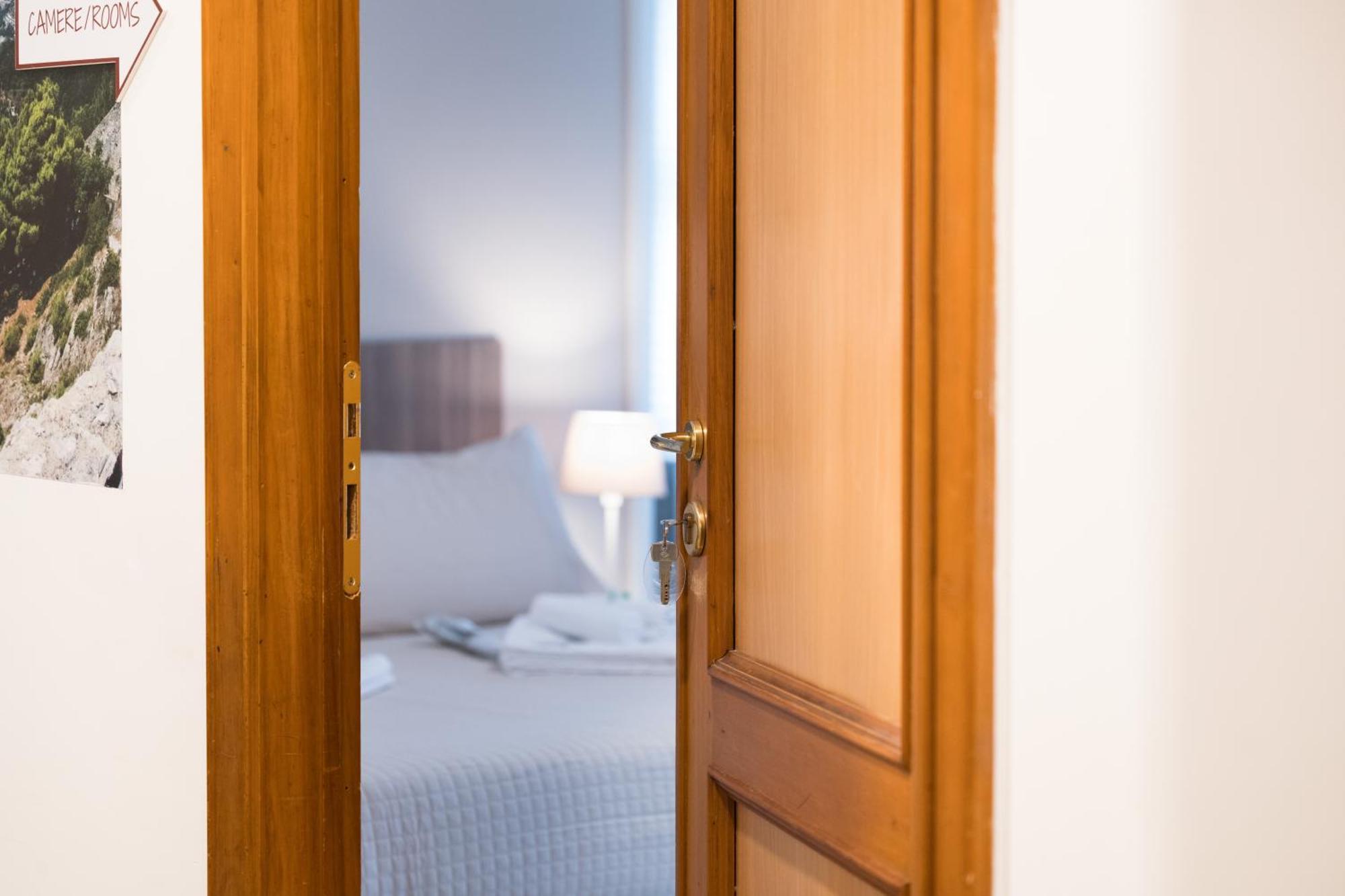 Panoramic Rooms Салерно Екстер'єр фото