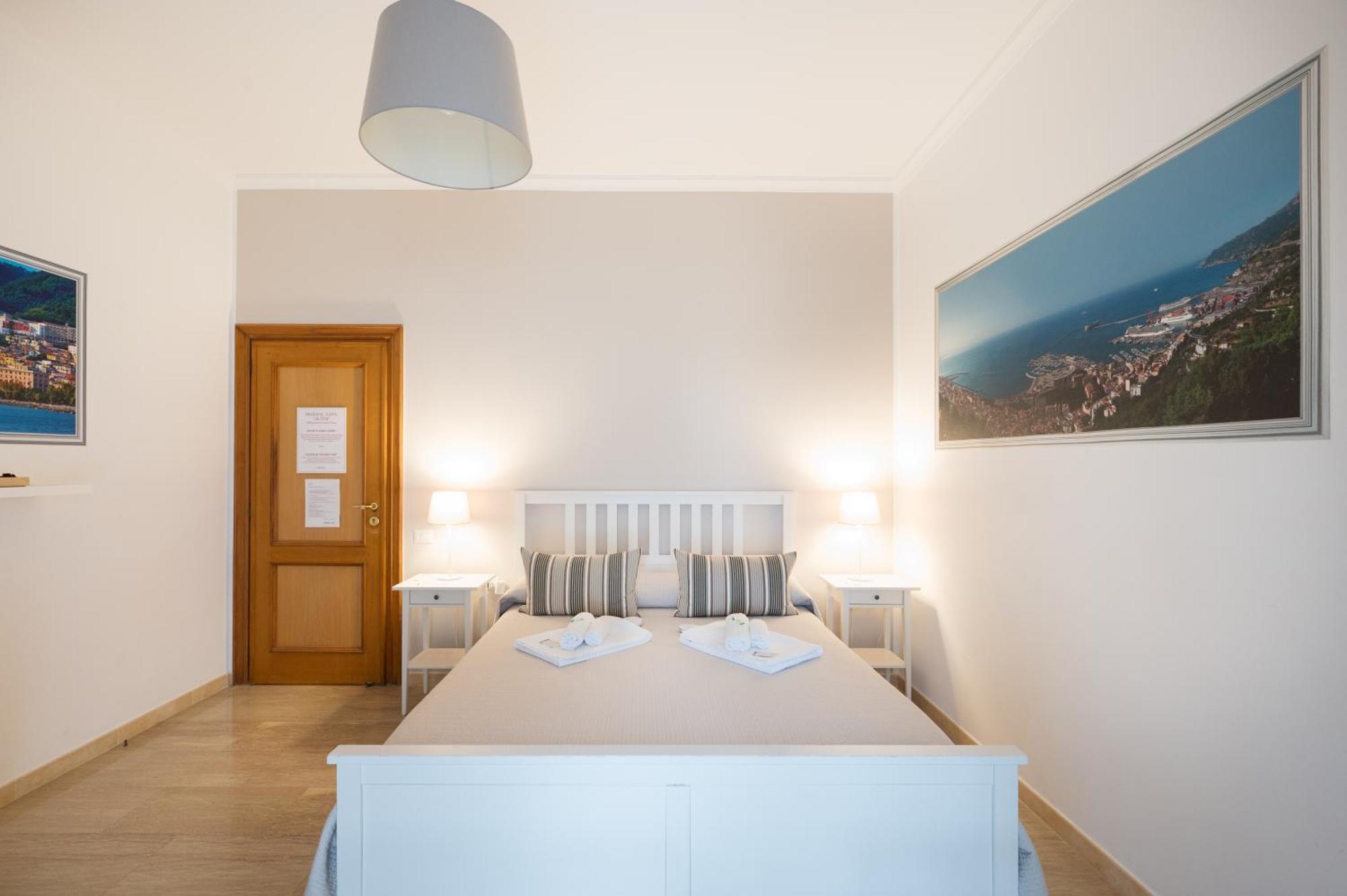 Panoramic Rooms Салерно Екстер'єр фото