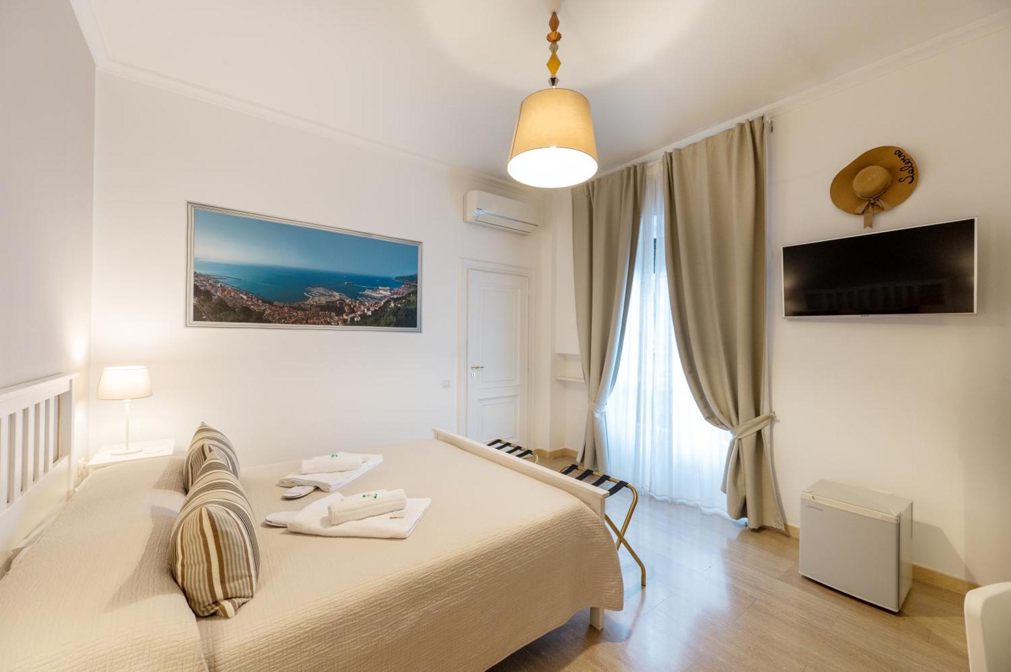 Panoramic Rooms Салерно Екстер'єр фото